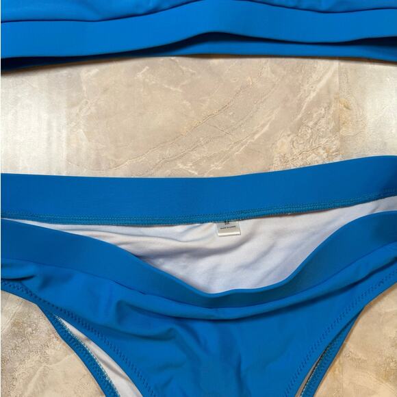 NWOT Bright Blue Scoop Neck Bikini Set – Medium | Sporty Two-Piece Swimsuit - Picture 3 of 8